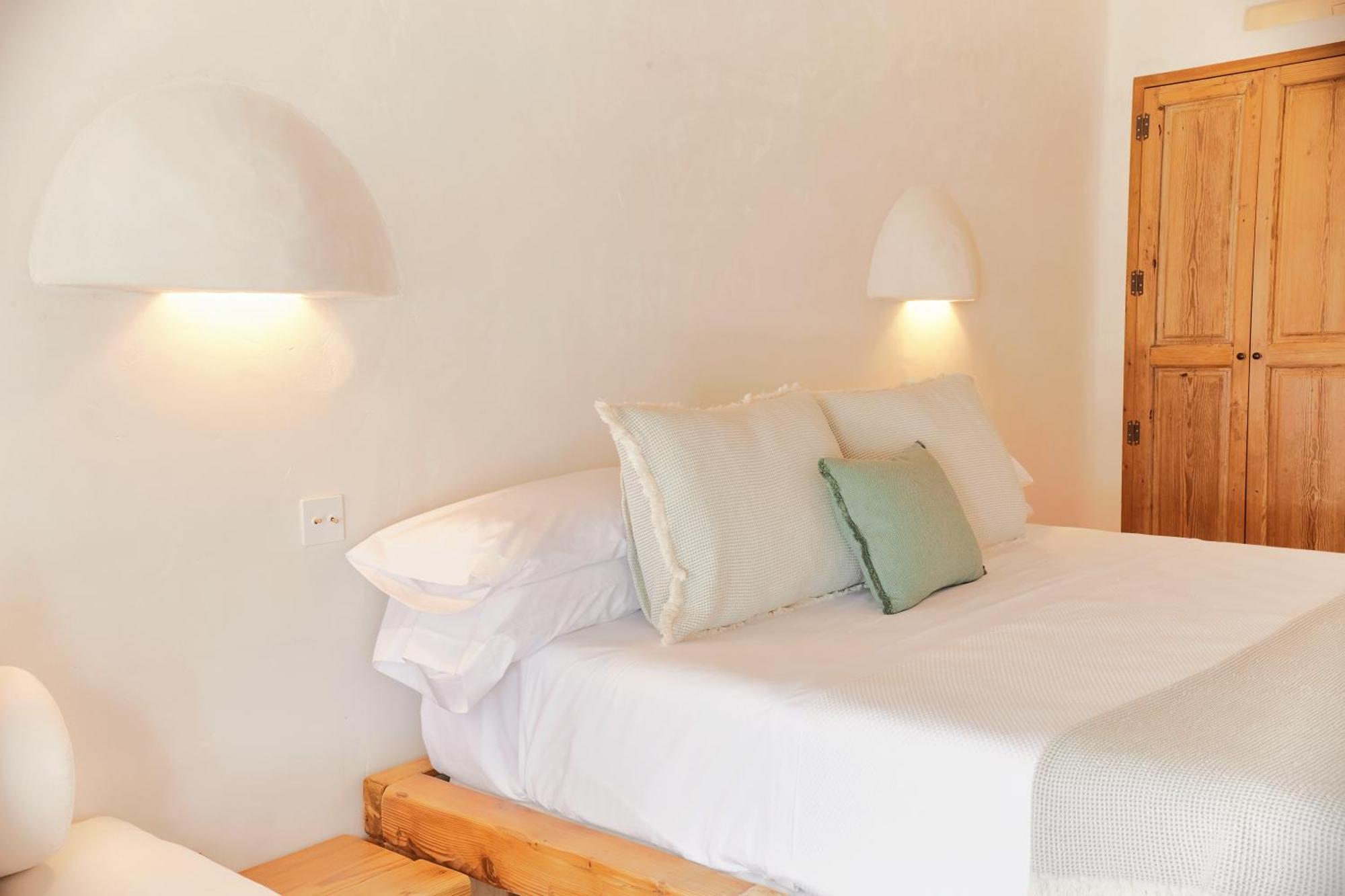 Equilicua Hotell Agua Amarga  Exteriör bild