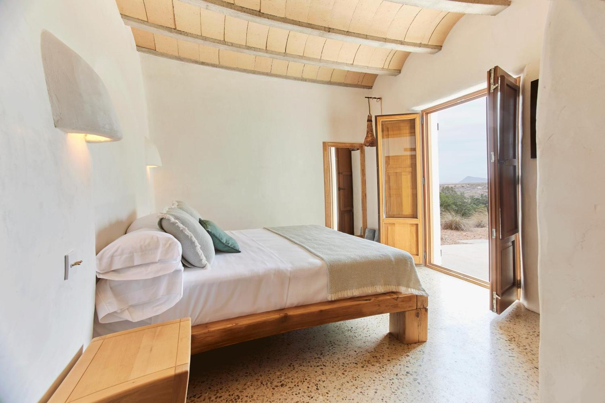 Equilicua Hotell Agua Amarga  Exteriör bild
