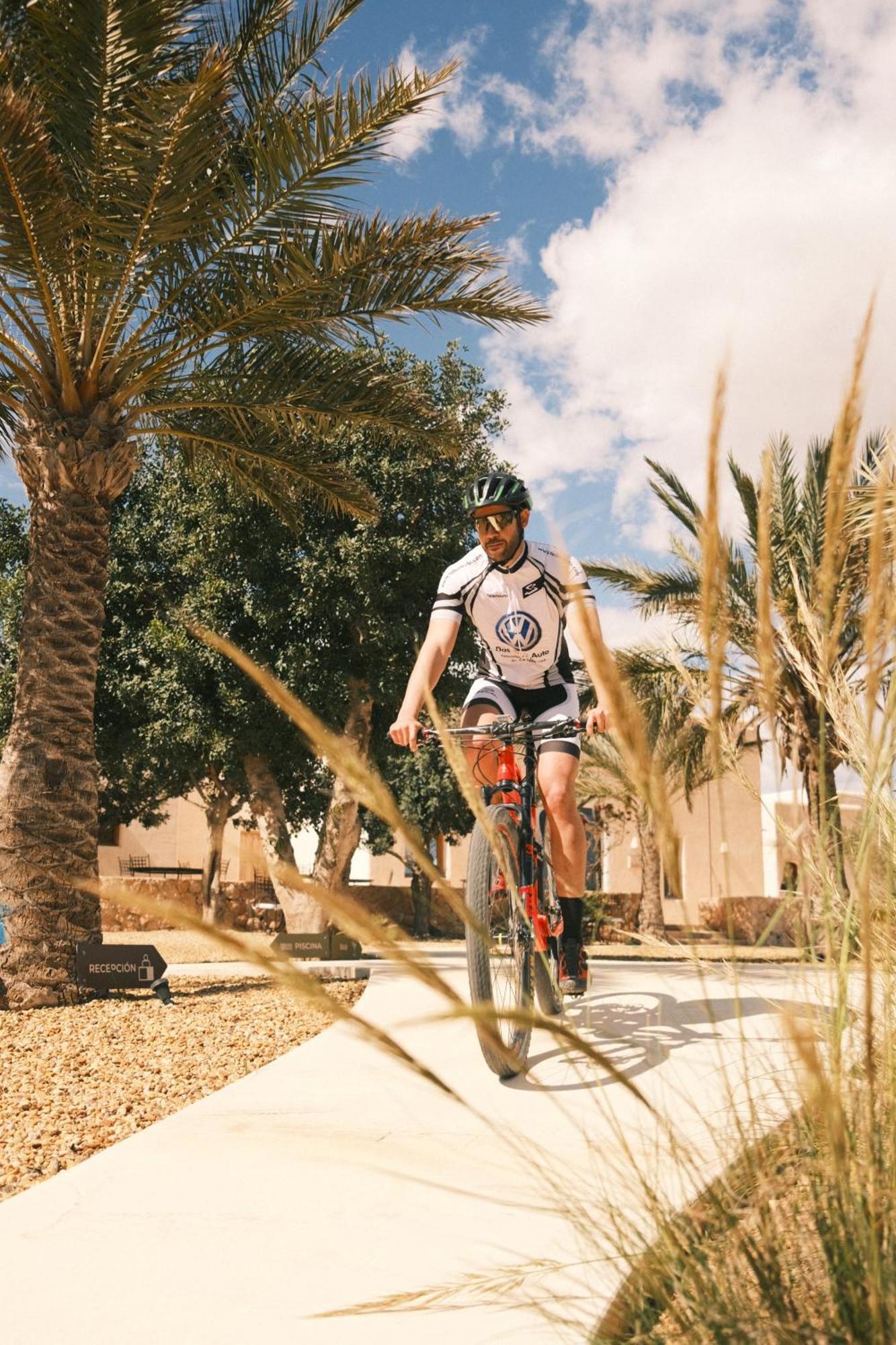 Equilicua Hotell Agua Amarga  Exteriör bild